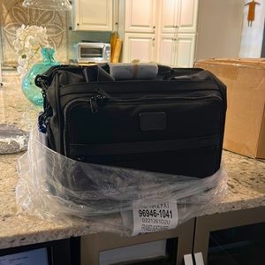 TUMI ALPHA2 FRAMED SOFT DUFFEL